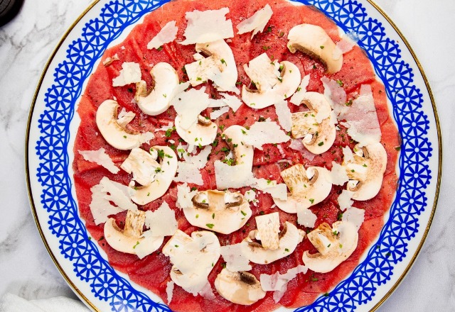 Carpaccios y vitel toné