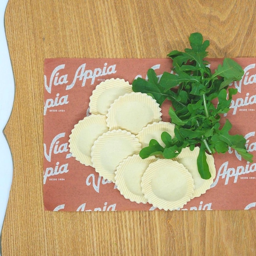 PASTA RELLENA CON QUESO DE CABRA Y RÚCULA