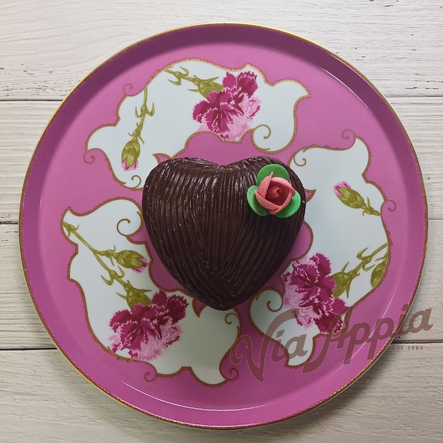 TORTA DE CHOCOLATE EN FORMA DE CORAZÓN