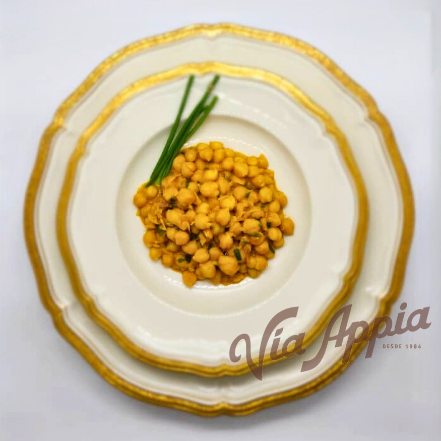 GARBANZOS AL CURRY CON BERENJENAS MORADAS